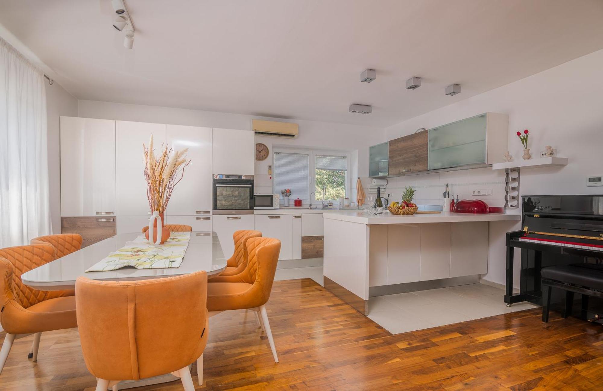 Apartments Stella & Luna Кърк Екстериор снимка