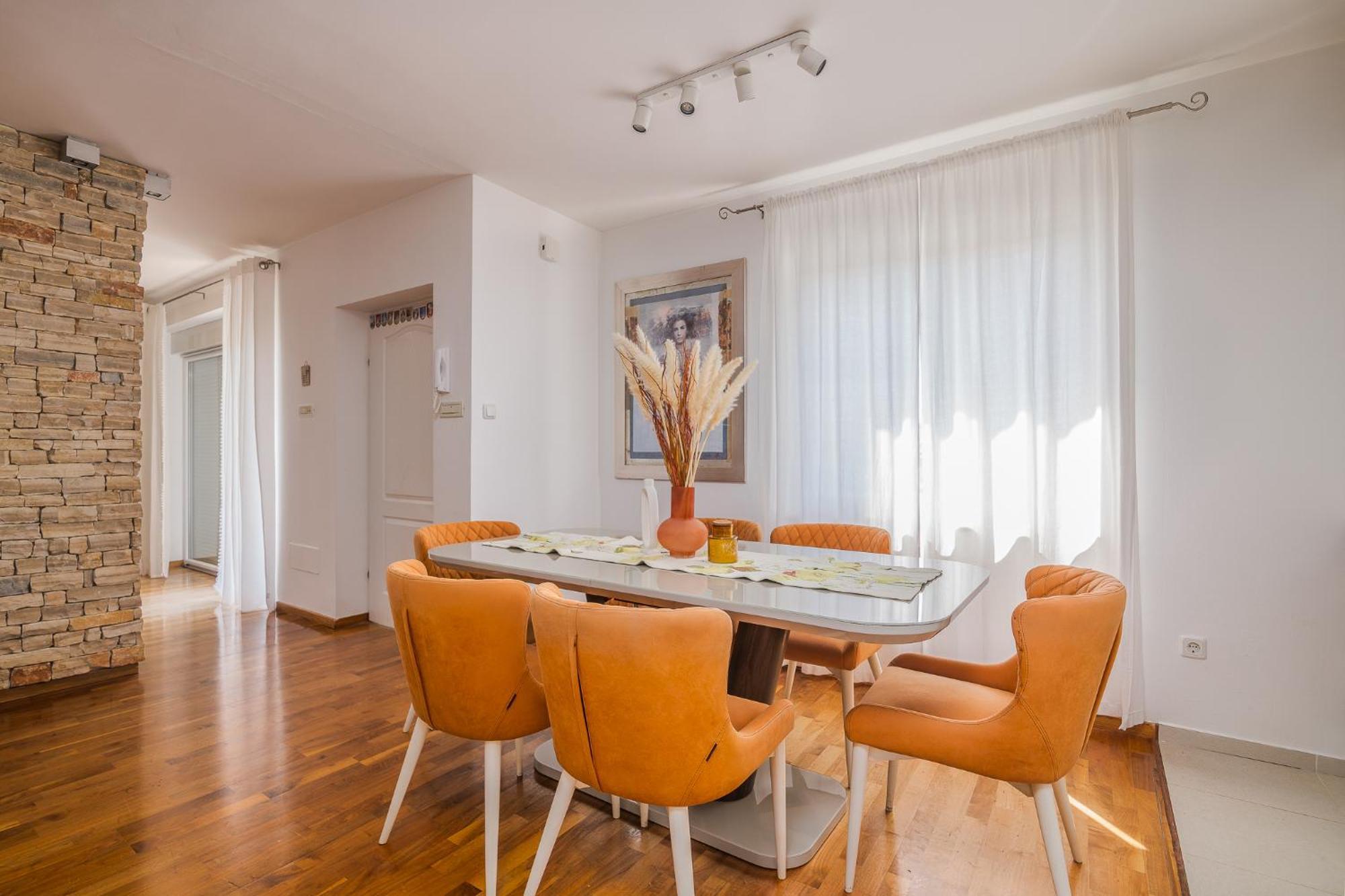 Apartments Stella & Luna Кърк Екстериор снимка