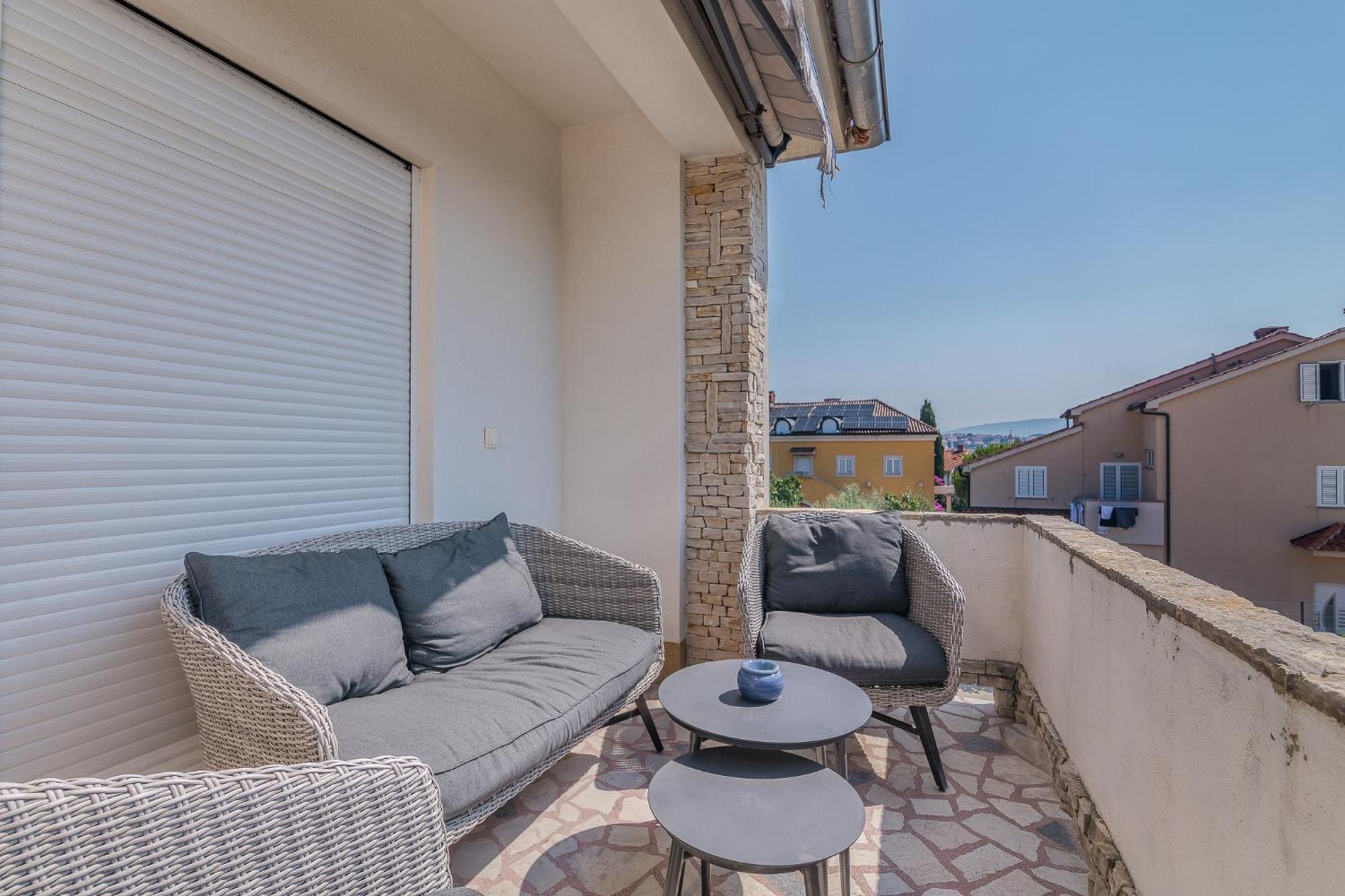 Apartments Stella & Luna Кърк Екстериор снимка
